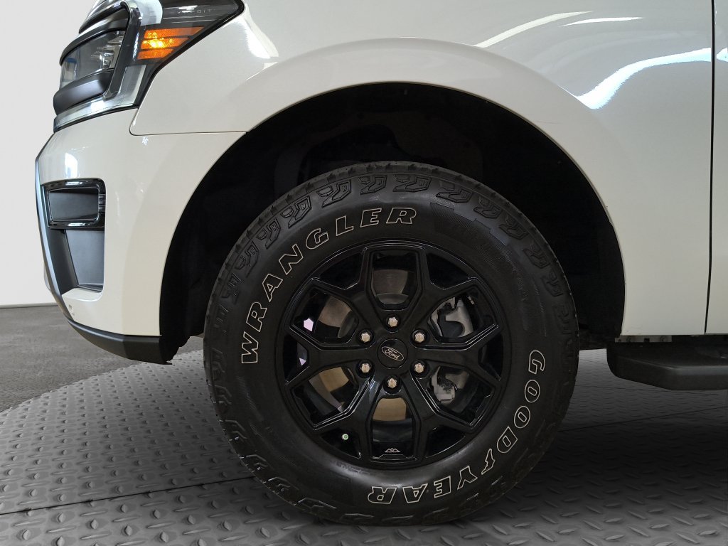 Used 2022 Ford Expedition Timberline AWD/4WD image 23