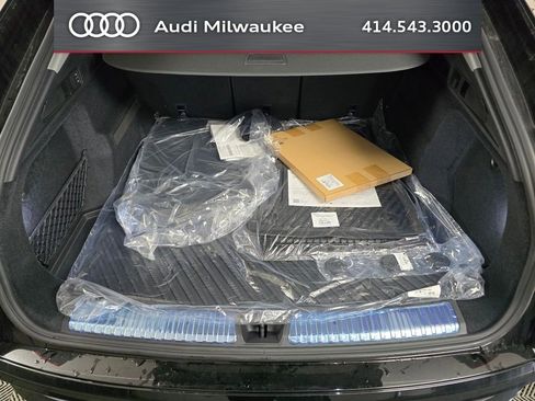 New 2026 Audi Q5 Prestige image 11