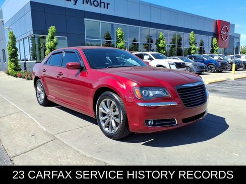 Used 2014 Chrysler 300 S AWD/4WD image 2