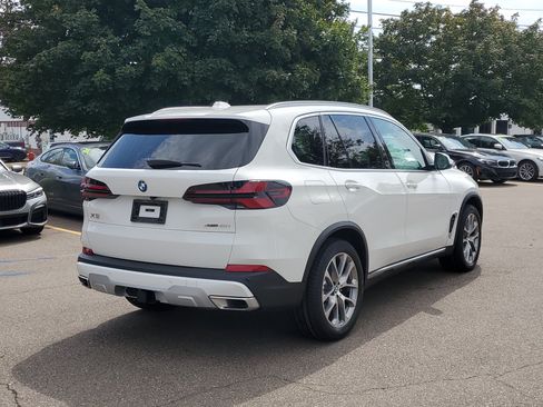 Used 2025 BMW X5 xDrive40i w/ Premium Package AWD/4WD image 5