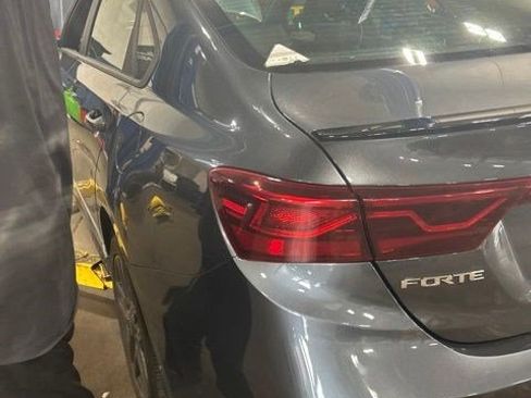 Used 2021 Kia Forte GT-Line w/ GT-Line Premium Package FWD image 1