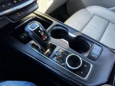 Used 2019 Cadillac XT4 Premium Luxury image 32