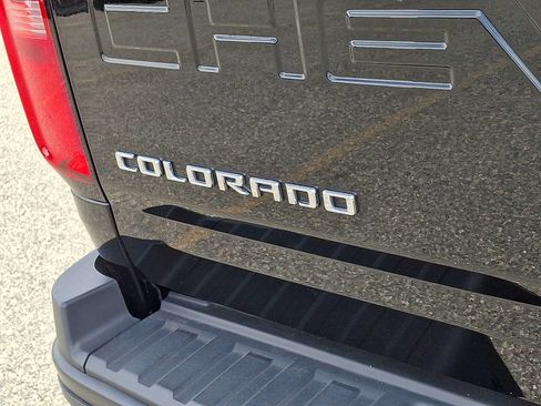 Used 2022 Chevrolet Colorado ZR2 AWD/4WD image 29
