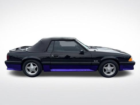 Used 1988 Ford Mustang GT RWD image 6