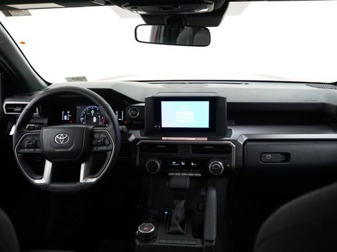 Used 2025 Toyota 4Runner SR5 image 14