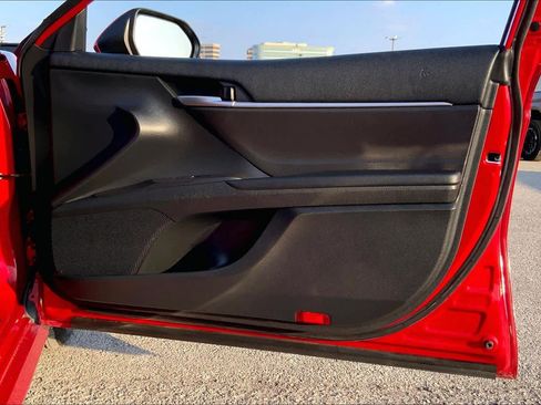 Used 2023 Toyota Camry LE image 21