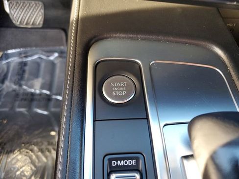 Used 2023 INFINITI QX60 Sensory w/ Cargo Package FWD image 23