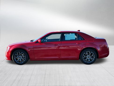 Used 2017 Chrysler 300 S image 4