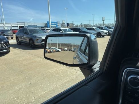 Used 2020 GMC Sierra 1500 SLE w/ SLE Value Package image 58