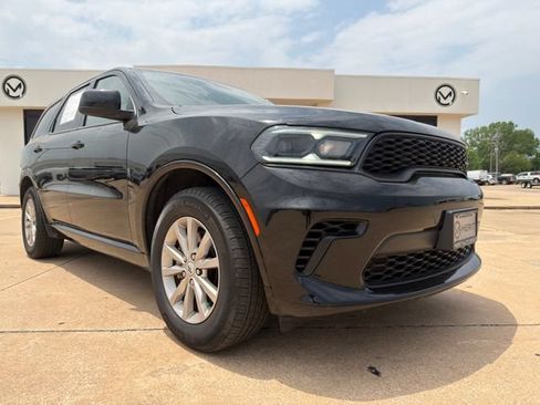 Used 2025 Dodge Durango GT RWD image 3
