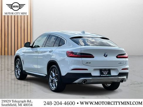 Used 2021 BMW X4 xDrive30i w/ Premium Package AWD/4WD image 5