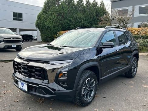 New 2026 Chevrolet Equinox ACTIV w/ Convenience Package III AWD/4WD image 3