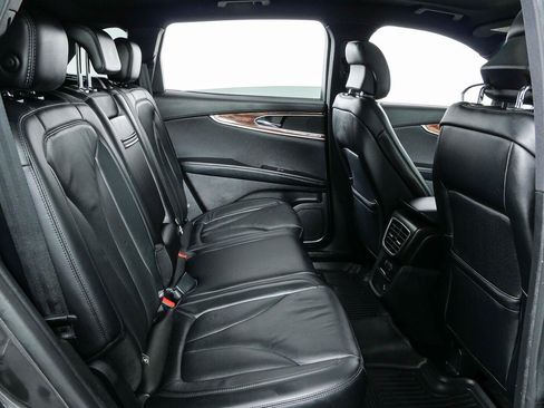 Used 2018 Lincoln MKX Reserve w/ Lincoln MKX Climate Package FWD image 22