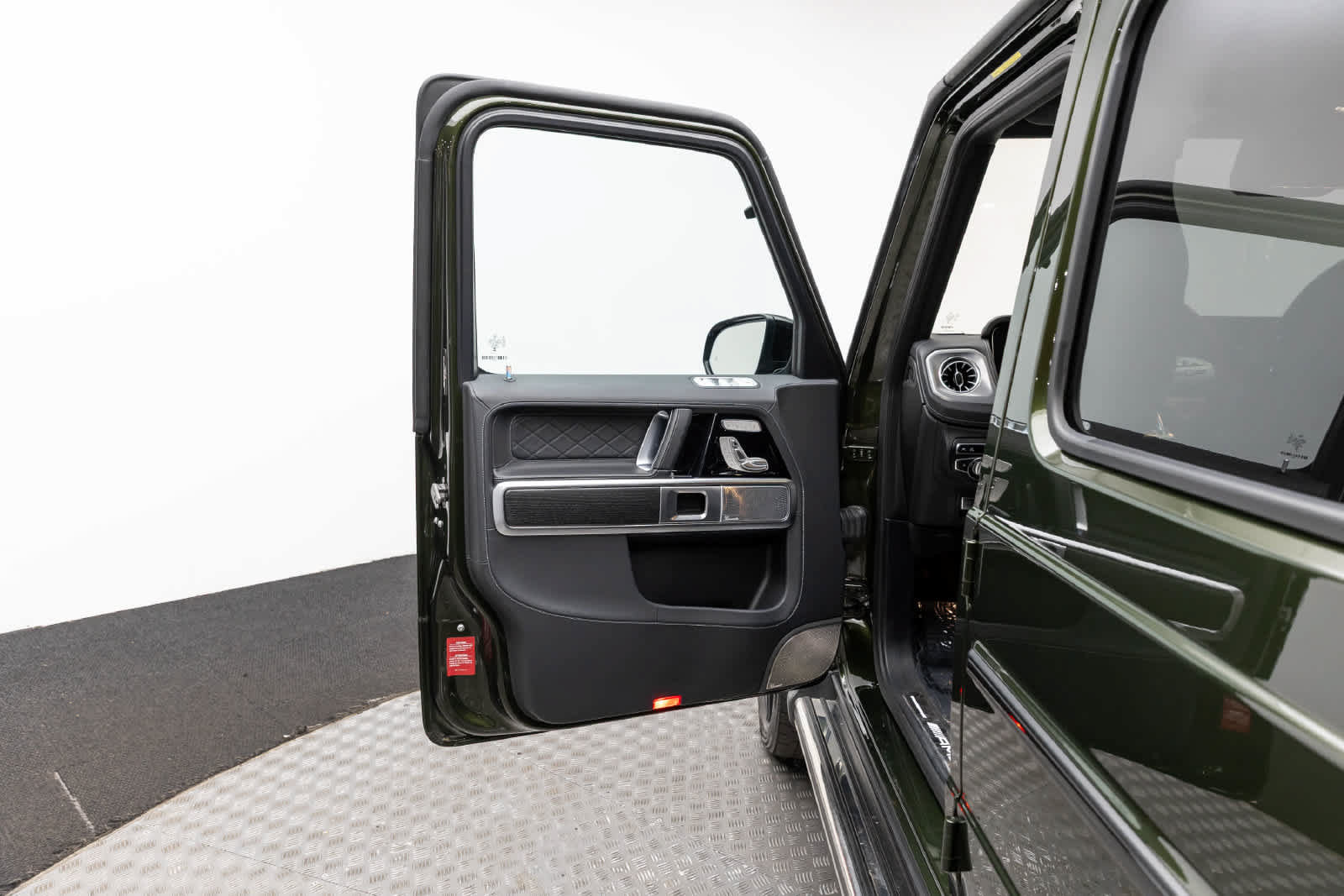 Used 2024 Mercedes-Benz G 63 AMG 4MATIC image 23