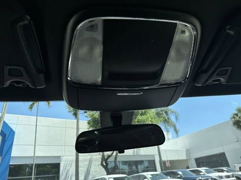 Used 2023 Dodge Charger SXT RWD image 20