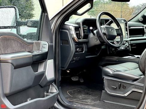 Used 2023 Ford F350 Platinum w/ Tremor Off-Road Package image 8