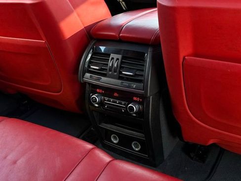 Used 2017 BMW X5 M image 23