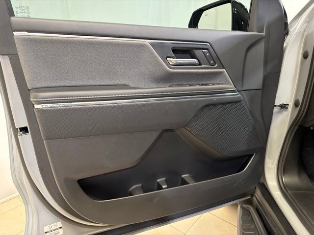 Used 2026 GMC Sierra EV Elevation AWD/4WD image 10