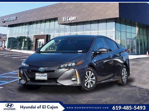 Used 2020 Toyota Prius Prime Limited image 1