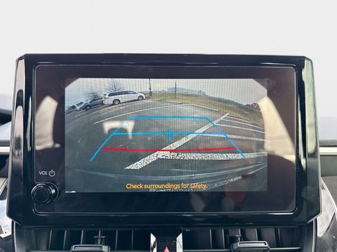 Used 2025 Toyota Corolla LE image 23