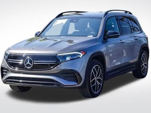 Used 2023 Mercedes-Benz EQB 350 4MATIC SUV image 3