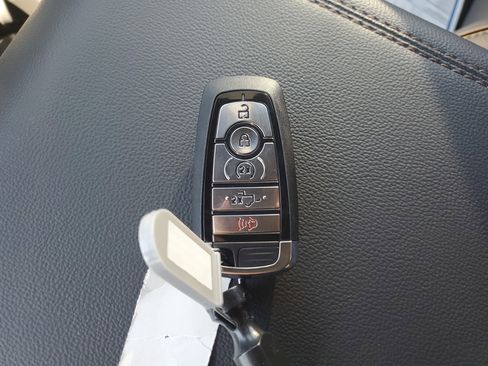 New 2025 Ford F150 Lariat w/ Equipment Group 501A Mid image 22