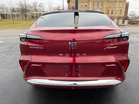 New 2024 Buick Envista Avenir image 4