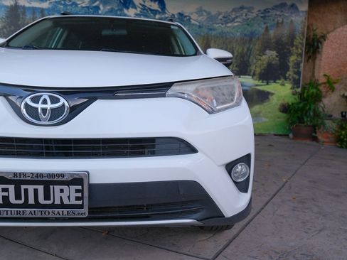 Used 2016 Toyota RAV4 XLE FWD image 16