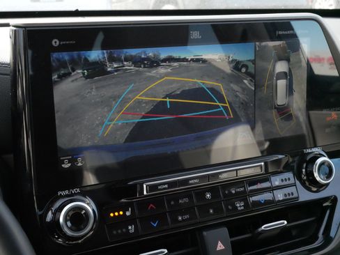 Certified 2020 Toyota Highlander Limited image 30