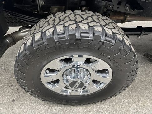 Used 2024 Ford F350 Lariat w/ Lariat Ultimate Package image 17