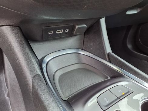 Used 2023 Chevrolet Malibu LT FWD image 22