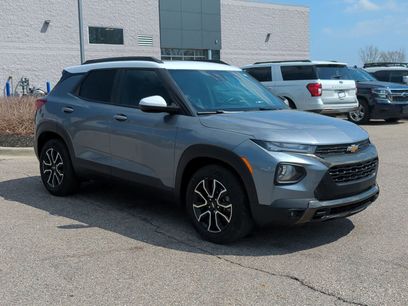 Used 2022 Chevrolet TrailBlazer ACTIV w/ Sun and Liftgate Package
