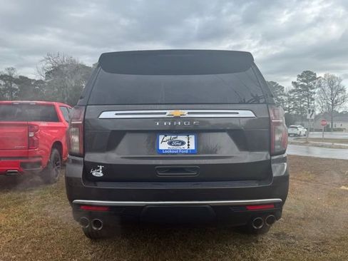 Used 2021 Chevrolet Tahoe High Country w/ Premium Package image 3