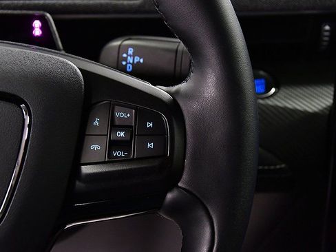 Used 2025 Ford Mustang Mach-E Premium image 19