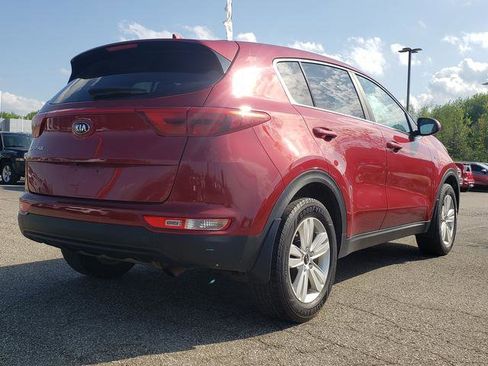 Used 2017 Kia Sportage LX AWD/4WD image 3