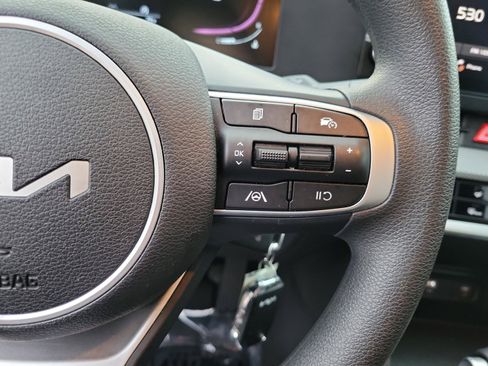 Certified 2023 Kia Sportage LX FWD image 25