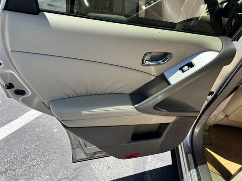 Used 2010 Nissan Murano SL w/ Leather Pkg AWD/4WD image 23