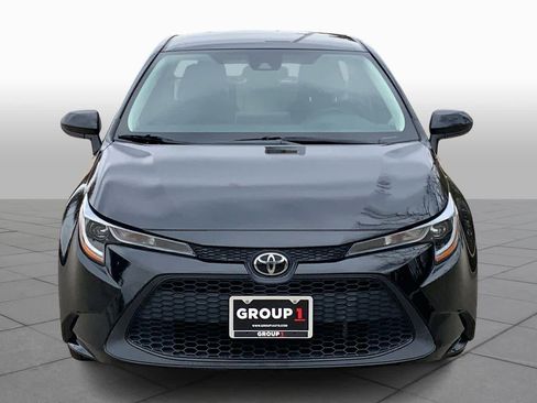 Used 2020 Toyota Corolla LE image 4