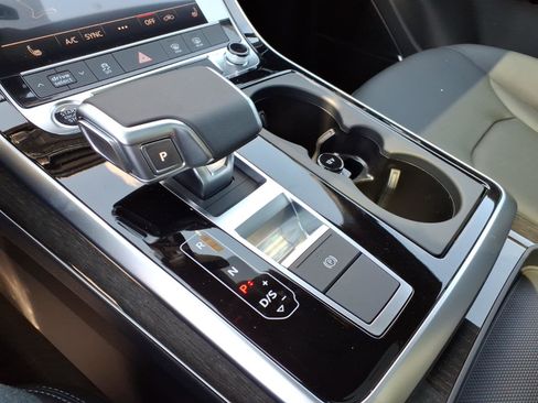 New 2026 Audi Q7 2.0T Premium AWD/4WD image 18