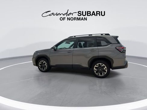 Used 2026 Subaru Forester Premium image 8