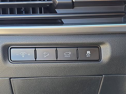 New 2025 Kia Telluride S image 33