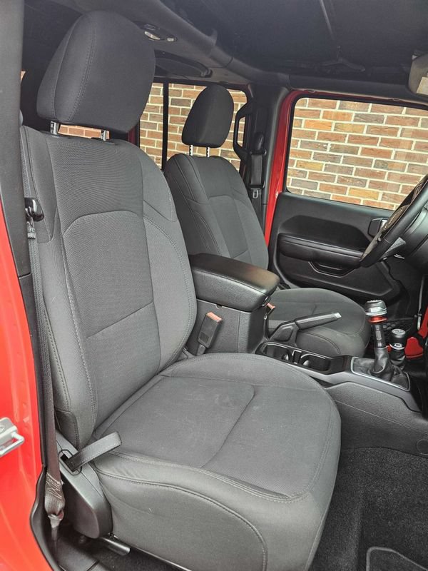 Used 2019 Jeep Wrangler Unlimited Sport S AWD/4WD image 6