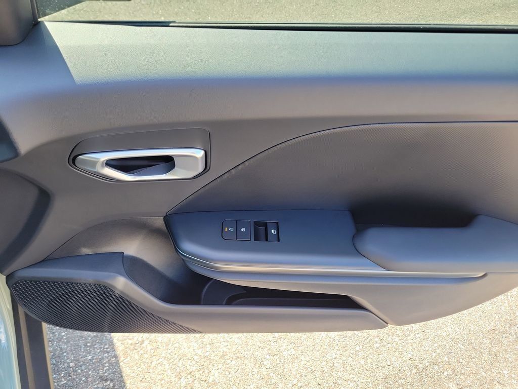 New 2026 Kia K4 FWD image 10