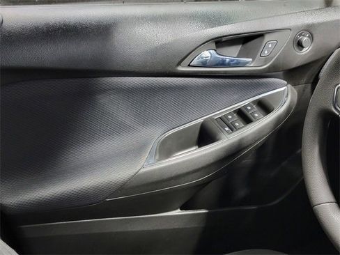 Used 2019 Chevrolet Cruze LT w/ Convenience Package image 22