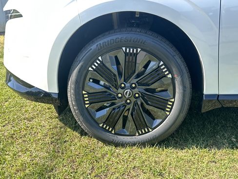 New 2026 Nissan Murano Platinum w/ Cargo Package AWD/4WD image 11