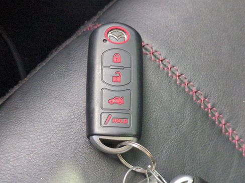 Used 2018 MAZDA MX-5 Miata RF Grand Touring image 24