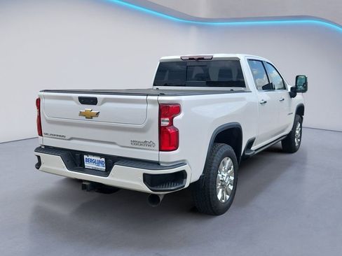 Used 2022 Chevrolet Silverado 2500 High Country w/ Safety Package II AWD/4WD image 4