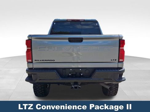 Used 2025 Chevrolet Silverado 2500 LTZ w/ LTZ Plus Package image 6