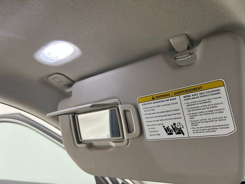 Used 2025 Mitsubishi Outlander SE AWD/4WD image 68
