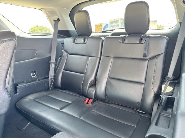 Used 2024 Ford Explorer Limited AWD/4WD image 23